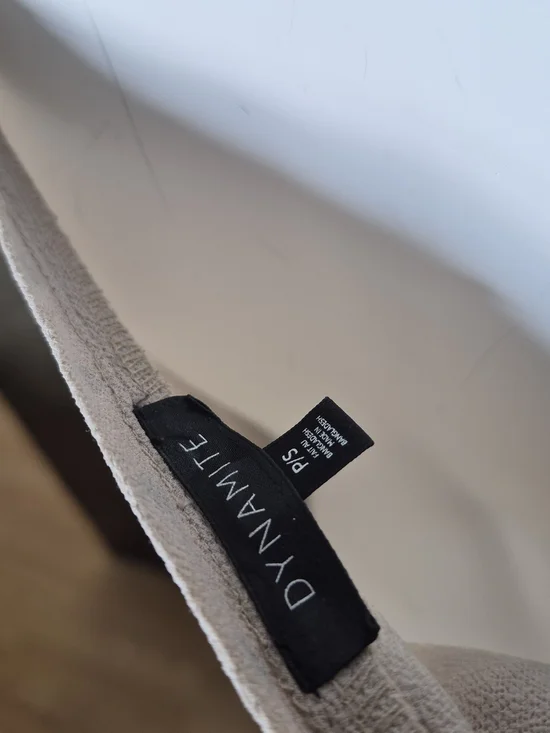 Dynamite Beige Stud-Trim Scoop Tank - Picture 4 of 4